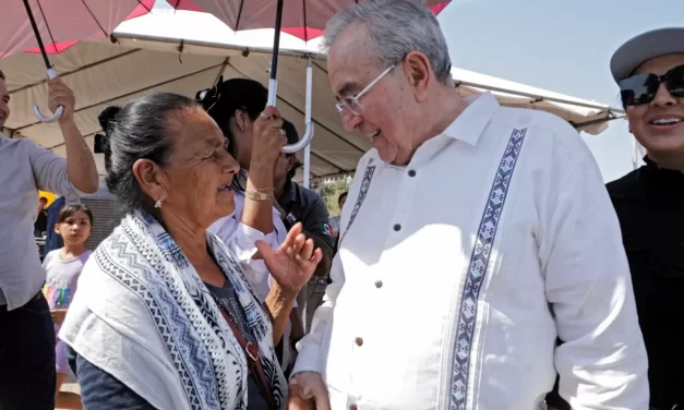 ROCHA CUMPLE SU PALABRA CON INDÍGENAS DE EL TÉROQUE, LES ENTREGA UNA NUEVA CARRETERA