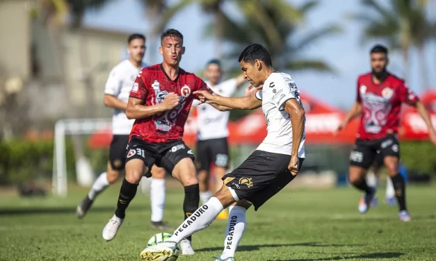 PAREJO PARTIDO ENTRE XOLOS Y DORADOS