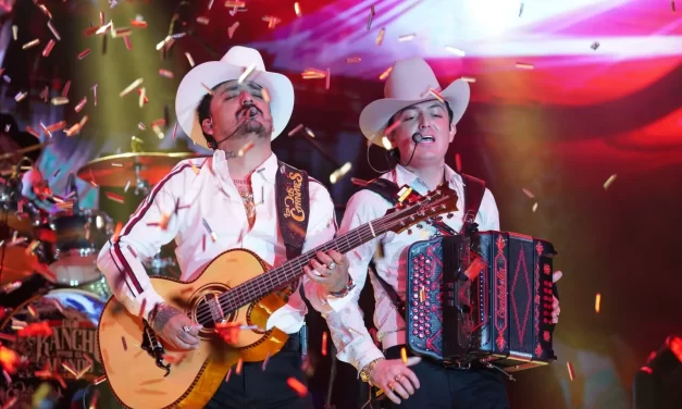 LOS DOS CARNALES HACEN HISTORIA EN SU CARRERA MUSICAL