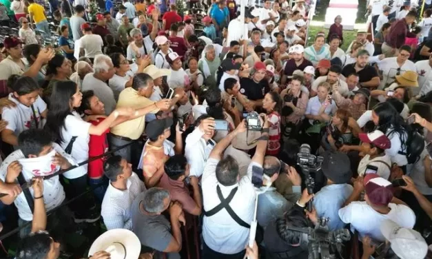 «DEL OTRO LADO LA OSCURIDAD, AQUÍ LA ESPERANZA DE MÉXICO»: CLAUDIA SHEINBAUM