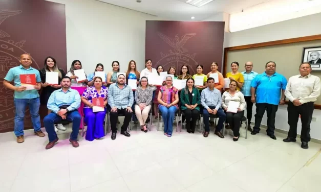 ENTREGA SEPYC NOMBRAMIENTOS A 24 NUEVOS DOCENTES Y DIRECTORES EN EDUCACIÓN PARA ADULTOS