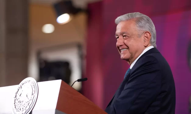 LÓPEZ OBRADOR, SE  PRONUNCIA EN CONTRA DE  CACICAZGOS AL REFERIRSE A LA AUTONOMÍA UNIVERSITARIA