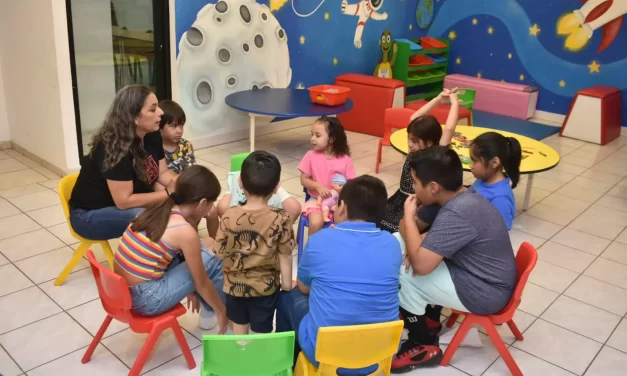 TALLERES QUE ALEGRAN EL ALMA EN LA BIBLIOTECA “ROSA MARÍA PERAZA”