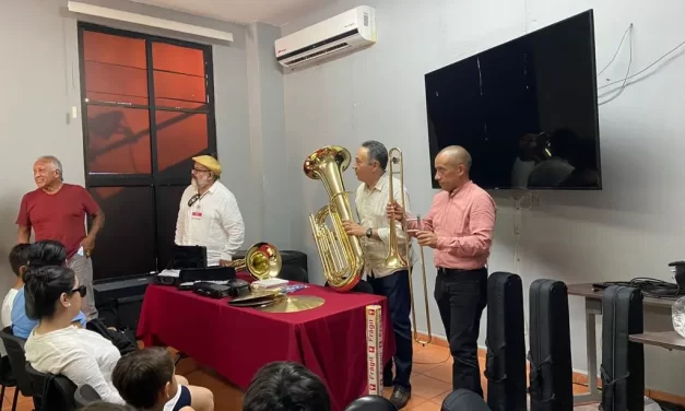 ENTREGA DE INSTRUMENTOS A MUSEO DE ARTE MAZATLÁN POR PARTE DEL INSTITUTO SINALOENSE DE CULTURA