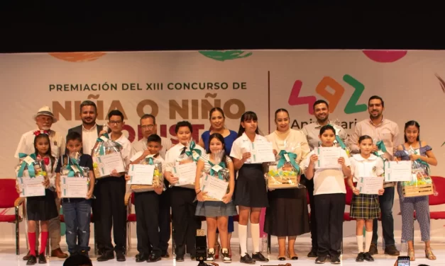 REALIZAN LA DÉCIMO TERCER ENTREGA DEL PREMIO «NIÑO O NIÑA CRONISTA DE CULIACÁN»