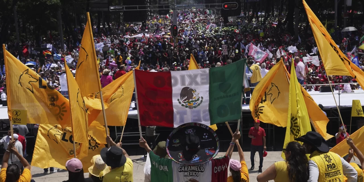XÓCHITL GÁLVEZ ENCARNA EL REGRESO DE LA OPOSICIÓN MEXICANA A LA ESCENA POLÍTICA