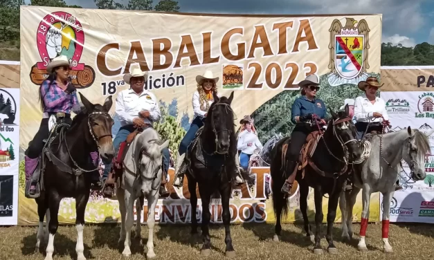 A RITMO DE «EL SINALOENSE» INICIAN CABALGATA SURUTATO 2023