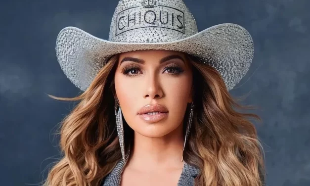 CHIQUIS EN CONJUNTO CON SEBASTIÁN JIMÉNEZ Y RICHARD BULL FUNDAN BUSSY BEE PRODUCTIONS