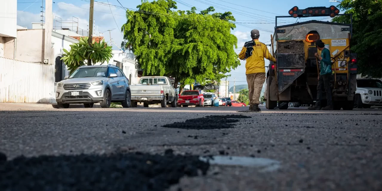 REALIZA AYUNTAMIENTO INTENSAS LABORES DE BACHEO