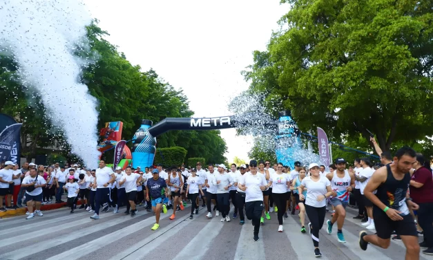 EN UN AMBIENTE DE SANA CONVIVENCIA Y TOTAL ÉXITO SE DESARROLLÓ LA CARRERA DE LA SALUD 2023