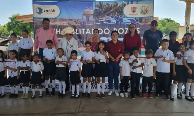 MARGOTH URREA CUMPLE A FAMILIAS DE EL PORTUGUÉS, LES LLEVAN AGUA POTABLE