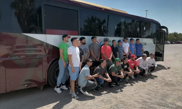 SELECCIÓN SINALOA PARTE RUMBO AL NACIONAL DE PRIMERA FUERZA EN ENSENADA