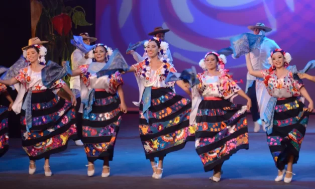 ESPECTÁCULO DE DANZA FOLKLÓRICA EN EL TAP