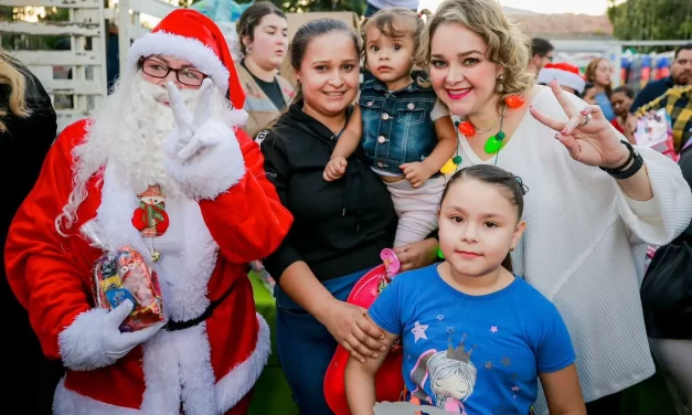 LLEVA ENEYDA ROCHA RUIZ LAS CARAVANAS NAVIDEÑAS A COSALÁ