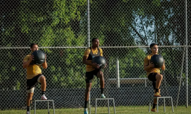 EL GRAN PEZ REPORTÓ A LOS ENTRENAMIENTOS