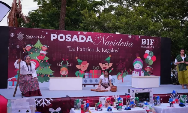 PASTORELA MEXICANA EN LA FÁBRICA DE LOS REGALOS