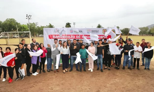 ANA KAREN VAL DA INICIO A OBRAS DE MEJORAMIENTO EN CAMPO DE FÚTBOL DE EL ESPINAL