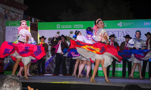 COMPAÑÍA FOLCLÓRICA SINALOENSE EN LAS FIESTAS DE LA CANDELARIA