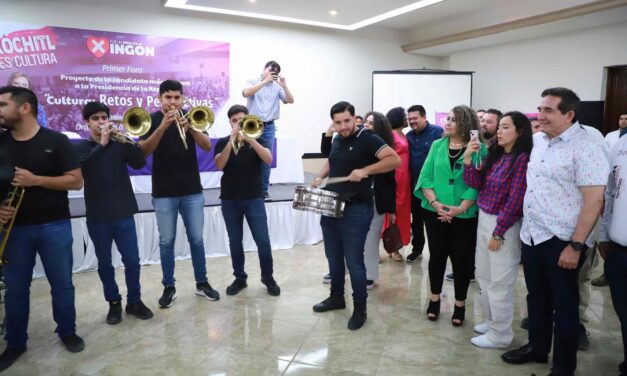 NUESTRO APOYO TOTAL A LOS MÚSICOS DE MAZATLÁN, EL GOBIERNO PERSIGUE A LA GENTE DE BIEN: CUÉN OJEDA