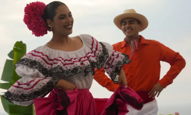 EL BALLET FOLKLÓRICO DEL INSTITUTO DE CULTURA EXALTA EL BAILE Y LA MÚSICA SINALOENSE