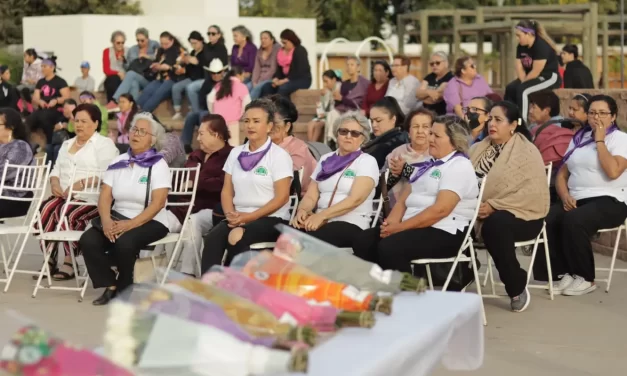 RECONOCEN APORTACIÓN DE REFORMEÑAS AL CRECIMIENTO DE SU COMUNIDAD