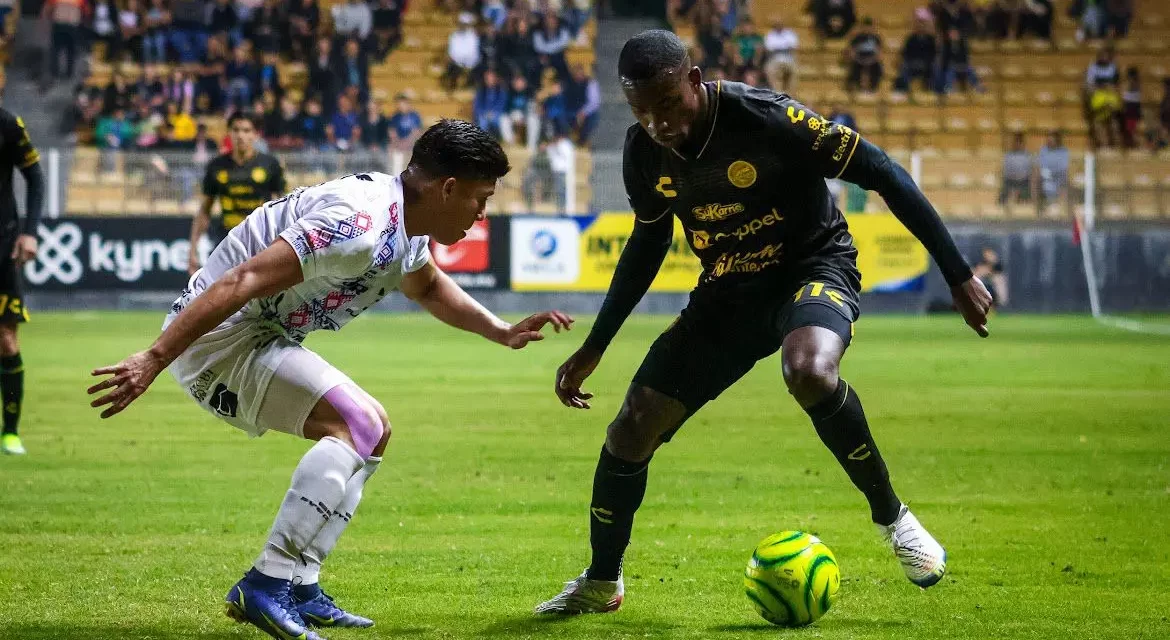 DORADOS CAYÓ EN CASA