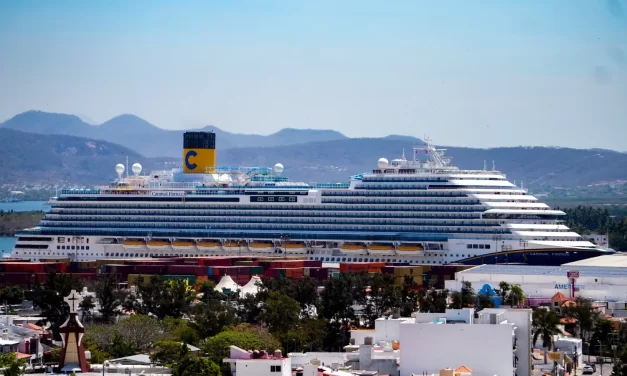 ARRIBÓ A MAZATLÁN EL CRUCERO TURÍSTICO CARNIVAL FIRENZE