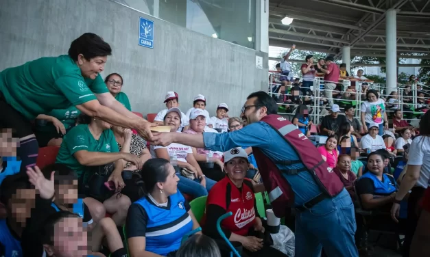 JUAN DE DIOS GÁMEZ SE COMPROMETE ANTE DEPORTISTAS A CONTINUAR CON APOYOS Y REHABILITACIÓN DE INSTALACIONES DEPORTIVAS