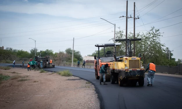 OBRAS DE REENCARPETADO Y REDUCTORES DE VELOCIDAD SE CONSTRUYEN EN DIVERSOS PUNTOS DE LA CIUDAD