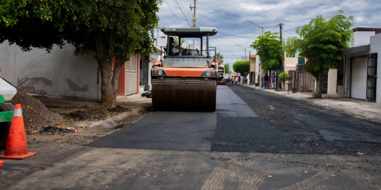 REALIZAN LABORES DE MANTENIMIENTO VIAL EN EL FRACCIONAMIENTO TERRANOVA