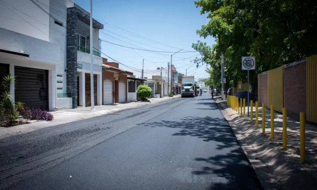 REENCARPETAN CALLES DEL SECTOR TERRANOVA Y MANTIENEN TRABAJOS DE BACHEO EN VILLA BONITA