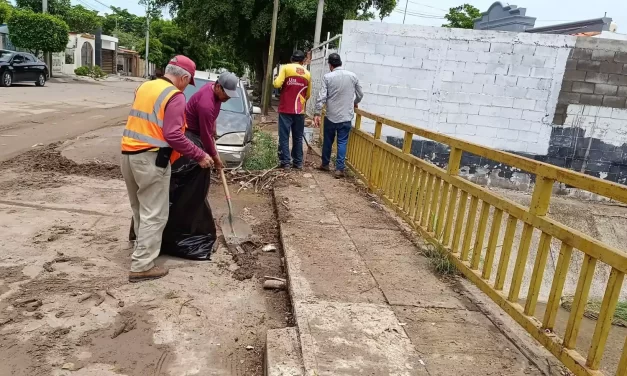 AYUNTAMIENTO REALIZA LABORES DE LIMPIEZA TRAS LLUVIAS DE ESTE MARTES