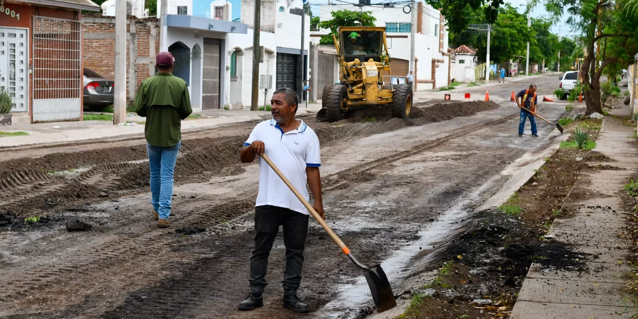 ACONDICIONAMIENTO DE VIALIDADES AVANZA EN TODOS LOS CUADRANTES DE LA CIUDAD