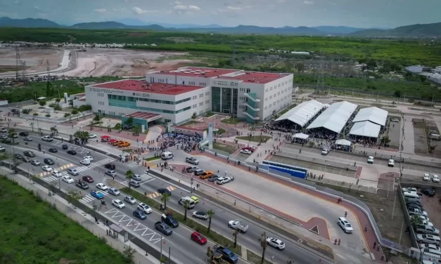 AMLO Y ROCHA INAUGURAN EL NUEVO HOSPITAL GENERAL DE CULIACÁN