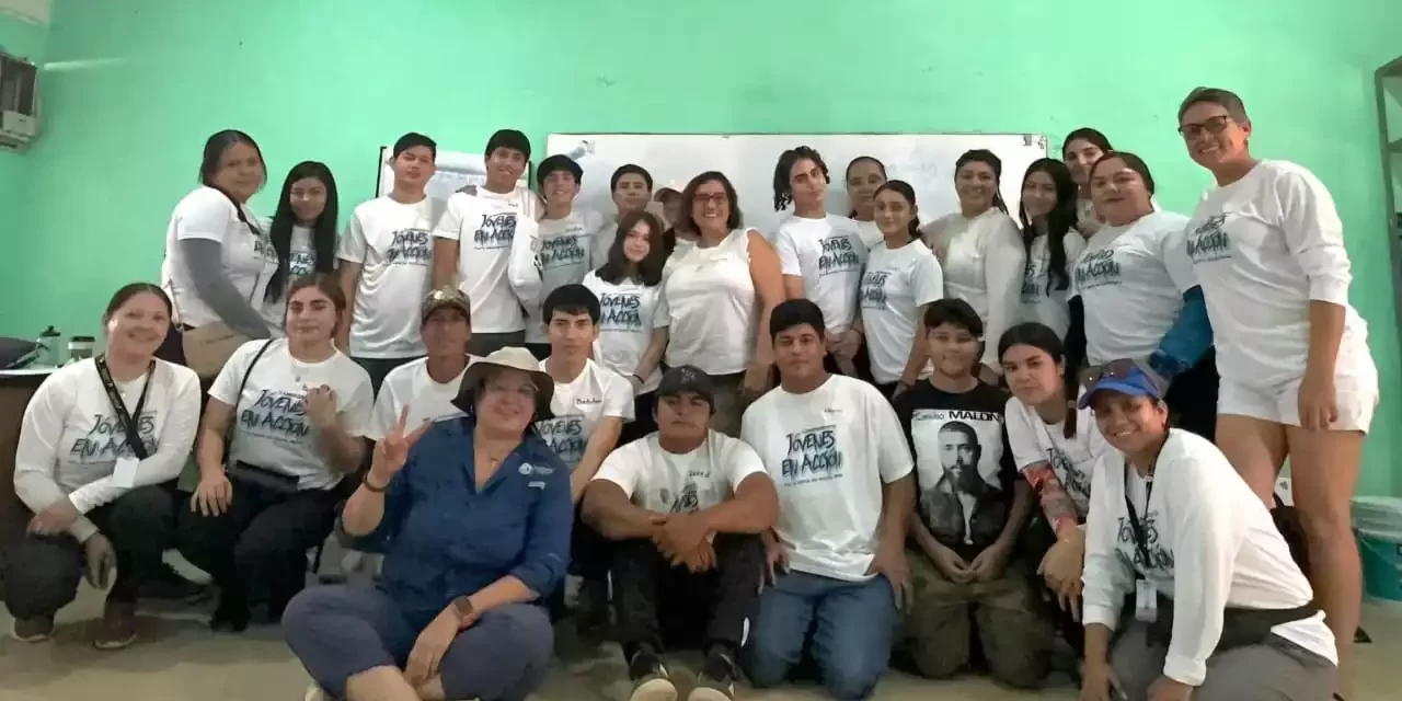 IMPARTEN TALLER DE LIDERAZGO COMUNITARIO A JÓVENES DE LA BAHÍA SANTA MARÍA