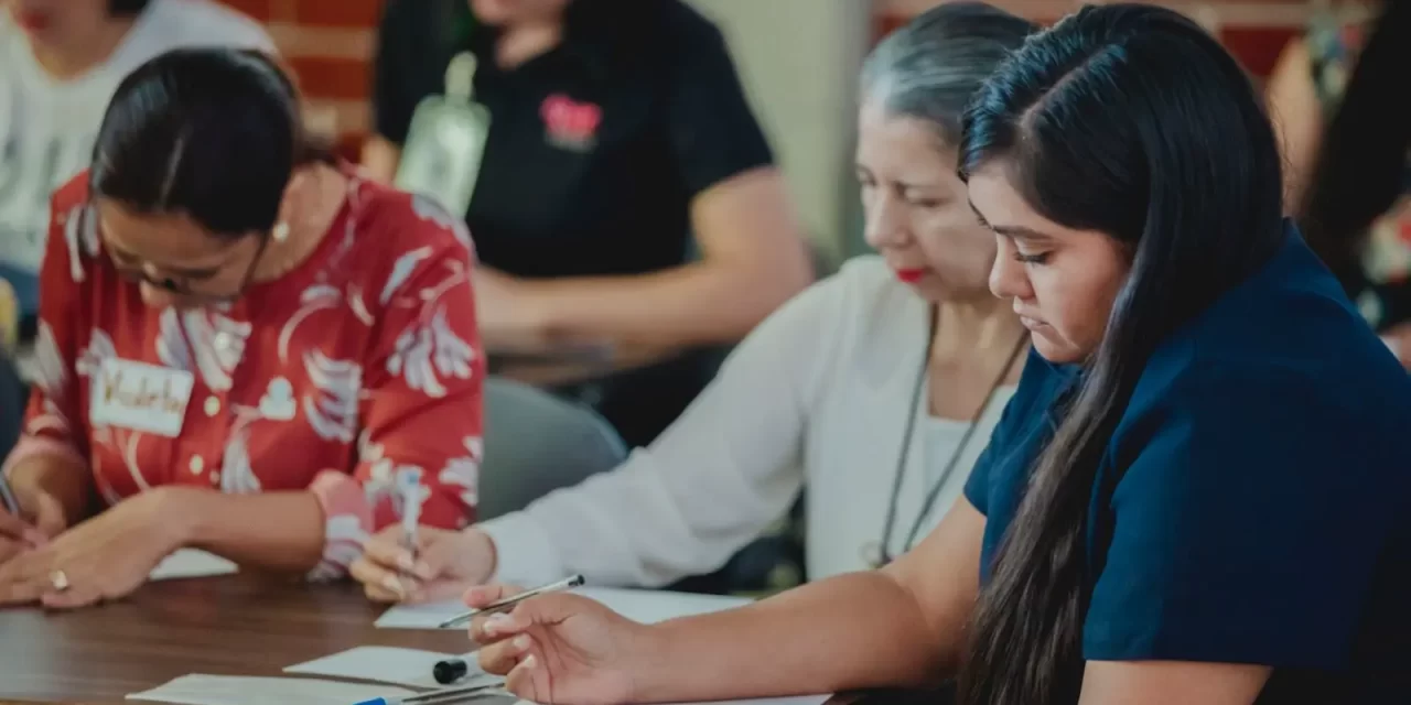 INICIA EL TALLER “ESCUELA PARA PADRES” DE DIF SINALOA