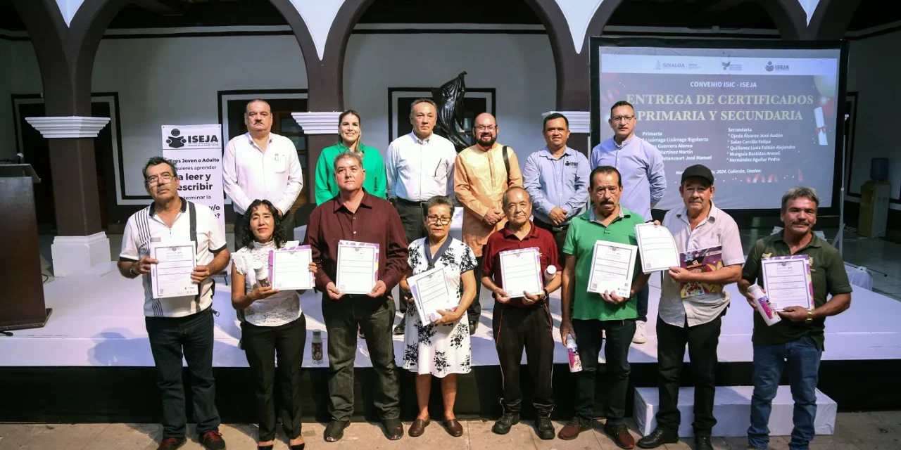 NUEVE EMPLEADOS DEL ISIC RECIBEN CERTIFICADOS DE NIVEL BÁSICO