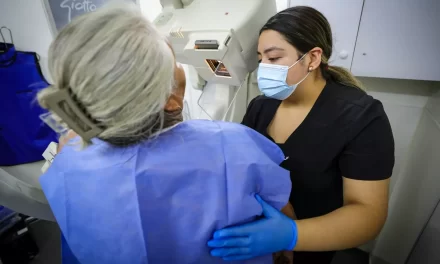 PERMANECE LA UNIDAD DE SALUD PARA LA MUJER OFRECIENDO SUS SERVICIOS GRATUITOS EN LAS INSTALACIONES DE DIF SINALOA