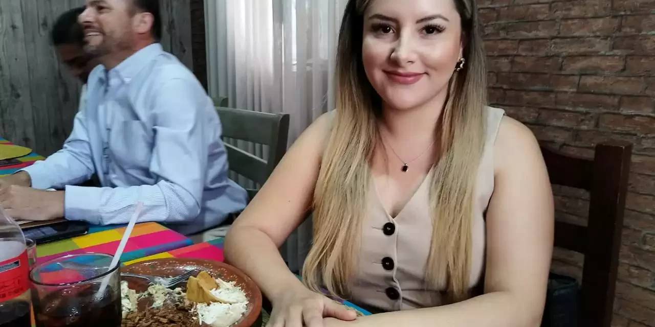 VANESSA ORTIZ, JOVEN EMPRESARIA ABRIÉNDOSE CAMINO COMO PRODUCTORA DE EVENTOS TRAE “MAMMA MIA” A CULIACÁN