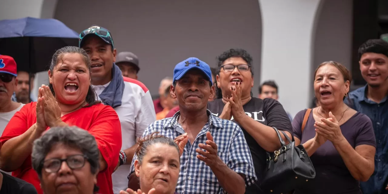 DAN BANDERAZO DE INICIO A 35 OBRAS DE PAVIMENTACIÓN EN CALLES DE CULIACÁN