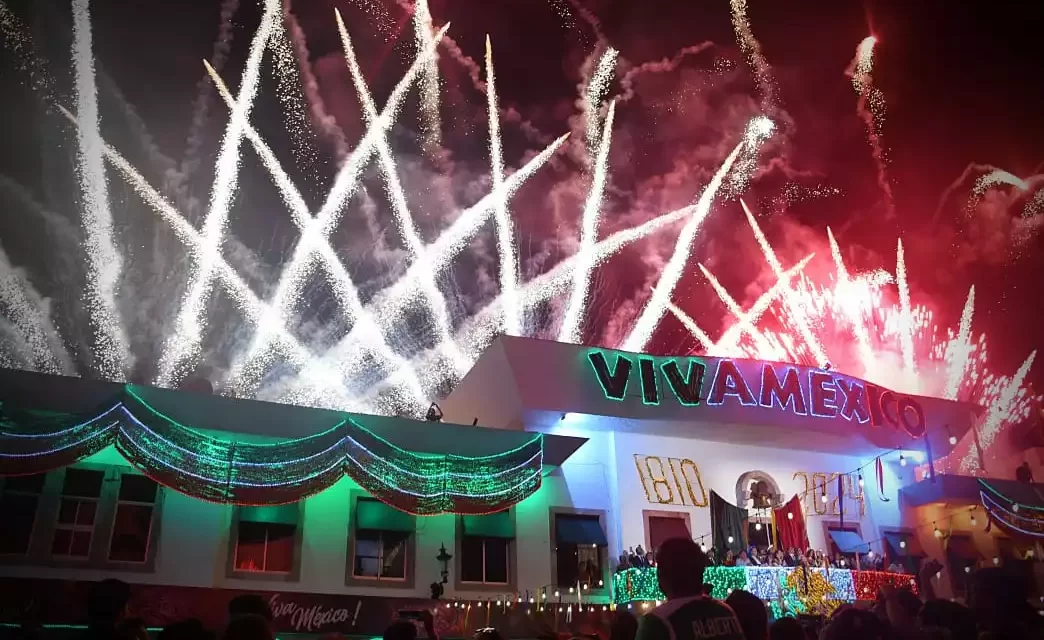 MAZATLÁN CELEBRÓ CON FERVOR EL GRITO DE INDEPENDENCIA