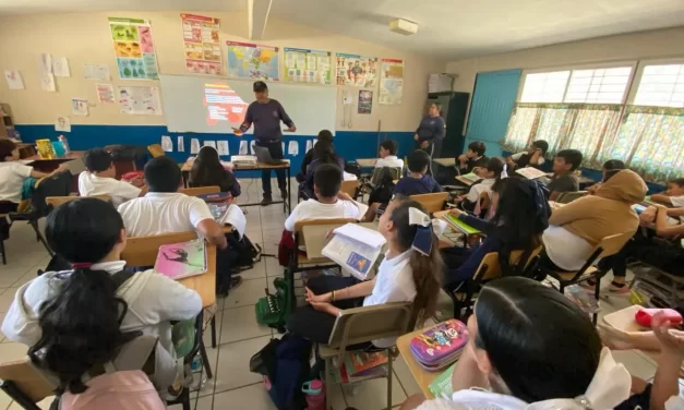 REALIZAN TALLERES EN ESCUELAS DE NAVOLATO PARA PREVENIR ADICCIONES Y EMBARAZOS EN ADOLESCENTES