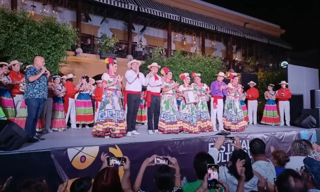 BALLET FOLKLÓRICO DE CULTURA REGALA UNA NOCHE DE COLORES Y TRADICIÓN