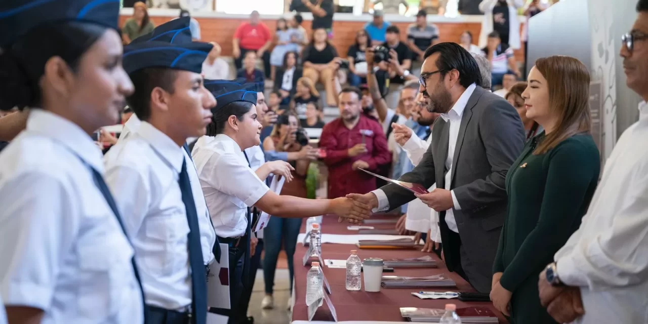 JUAN DE DIOS GÁMEZ ANUNCIA INTEGRACIÓN DE NUEVOS POLICÍAS DE PROXIMIDAD GRADUADOS DE LA UNIPOL