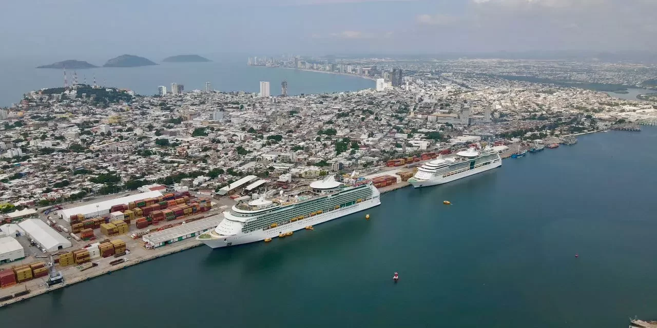 LLEGAN DOS CRUCEROS TURÍSTICOS A MAZATLÁN CON CASI 6 MIL VISITANTES