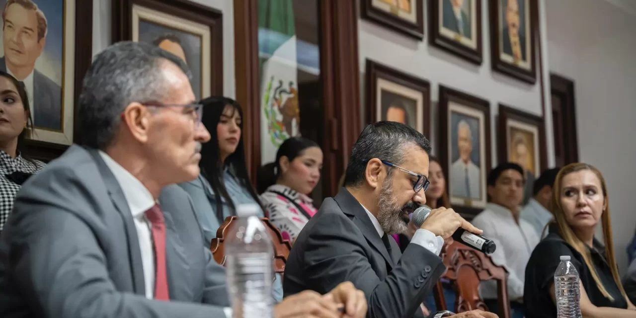 REGIDORES APRUEBAN TERCER INFORME DE GOBIERNO 2023 – 2024 DE JUAN DE DIOS GÁMEZ MENDÍVIL