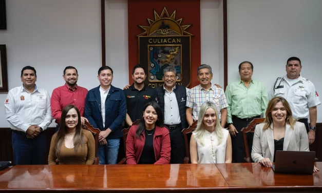 AUTORIDADES Y ORGANIZADORES AFINAN DETALLES PARA EL DESFILE NAVIDEÑO EN CULIACÁN