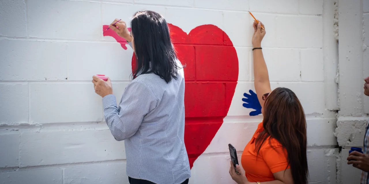 COMPAVIF SE UNE CONTRA LA VIOLENCIA: «PINTANDO POR UN CULIACÁN LIBRE DE VIOLENCIA CONTRA LAS MUJERES Y LAS NIÑAS»