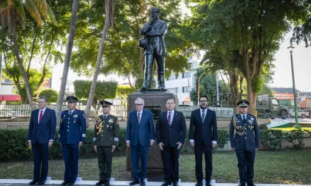 ROCHA MOYA ENCABEZA LA CEREMONIA DEL 114 ANIVERSARIO DEL INICIO DE LA REVOLUCIÓN MEXICANA