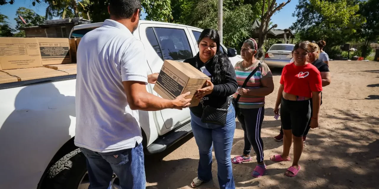 ENTREGA DIF SINALOA DESPENSAS EN COSTA RICA Y  SUS COMUNIDADES